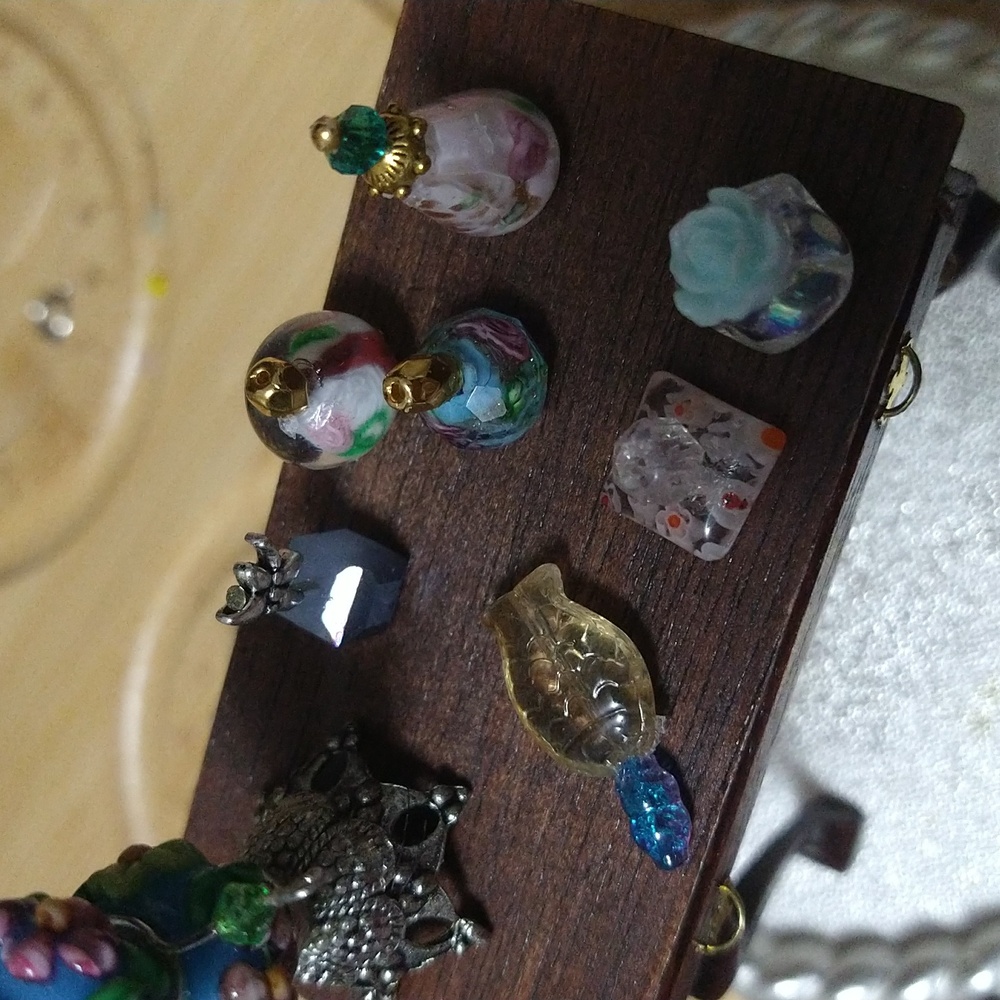 Miniatures - Picture 4 of 4
